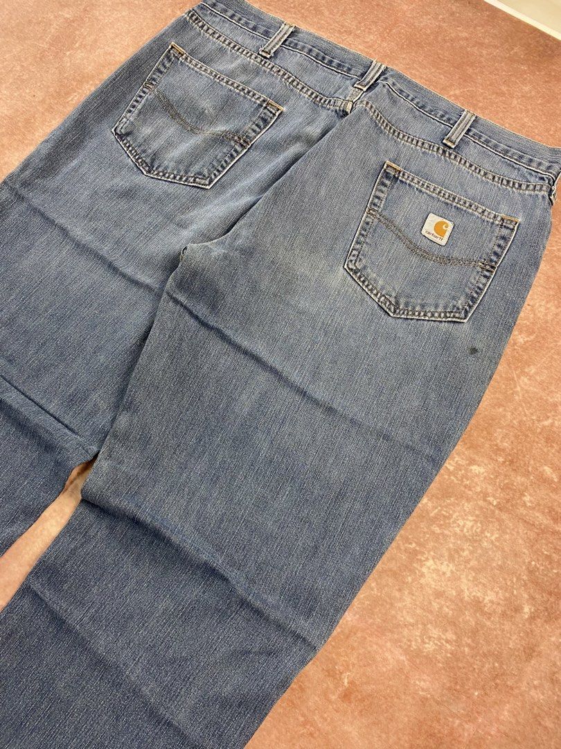 CARHARTT RELAXED FIT JEANS (Category: Activewear) located in Dasmarinas. Submitted by 2slickdeals_ (Listing ID 1469814267, Image 3). Description: SIZE 40x34 ON TAG 40 WAIST 15 THIGH 45 LENGTH 9 HEM ISSUE: MINOR PAINT STAIN, MINOR DISTRESSED SA HEM PART..