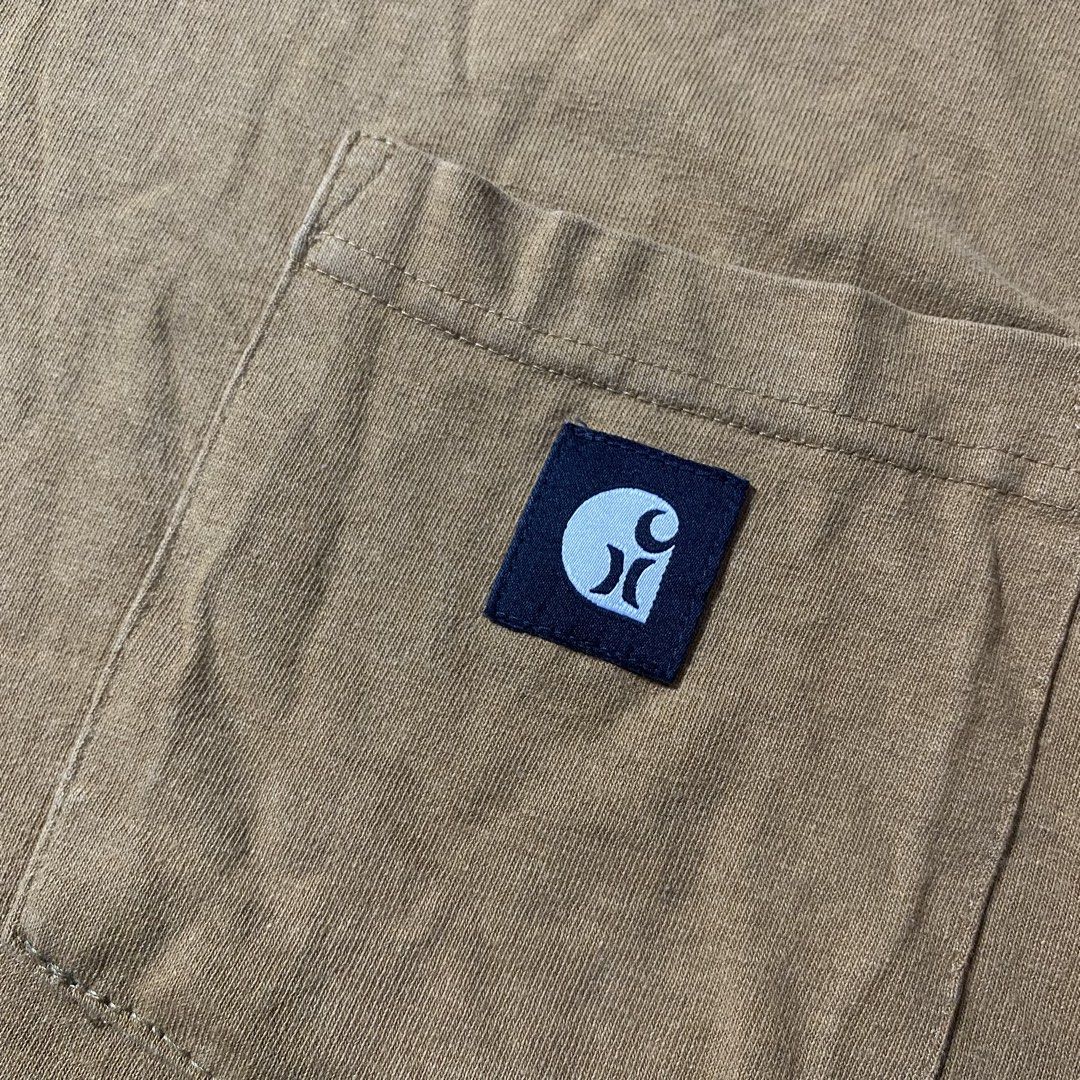 Carhartt x Hurley Pocket Tee (Category: Formal Shirts) located in Batad. Submitted by .dresshttps (Listing ID 1469831191, Image 2). Description: 19 x 27.
