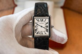 (Category: ) located in . Submitted by fourthhourtimepieces (Listing ID 1469787291, Image 1). Description: .