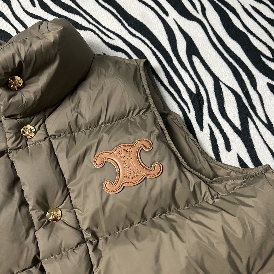 Celine Triomphe Quilted Down Vest (Category: Luxury Apparel) located in Manila. Submitted by royaldripmanila (Listing ID 1469902042, Image 2). Description: No issue W22 L26.
