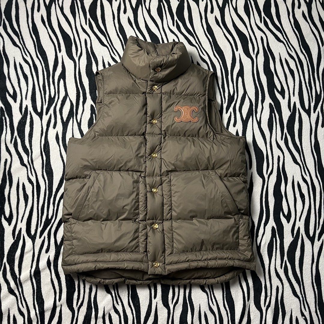 Celine Triomphe Quilted Down Vest (Category: Luxury Apparel) located in Manila. Submitted by royaldripmanila (Listing ID 1469902042, Image 1). Description: No issue W22 L26.