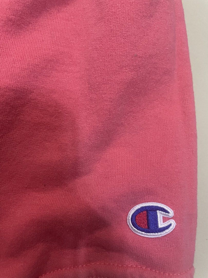 CHAMPION ATHLETIC CREW NECK (Category: Longsleeves) located in Manila. Submitted by thriftlangto (Listing ID 1469771156, Image 2). Description: FOR SALE CHAMPION ATHLETIC CREW NECK. NO ISSUE / TWICE LANG NA GAMIT TINABAK NA. VALENZUELA LOCATION.