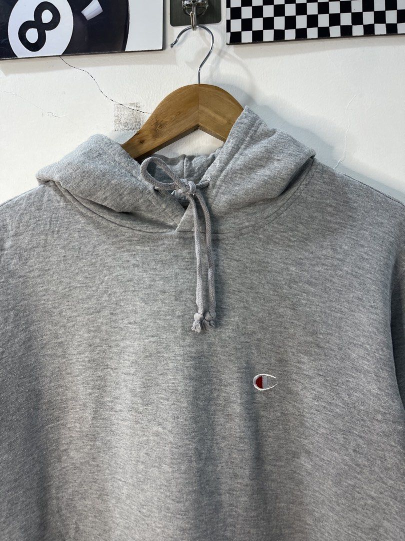 Champion Reverse Weave Grey Hoodie X-Large (Category: Hoodies) located in Cabagan. Submitted by blessingma81004 (Listing ID 1469764929, Image 3). Description: - Brand: Champion Reverse Weave - Color: Grey - Size: Tagged XL, fits like a Large (Width: 23", Length: 27.5") - Details: Small embroidered logo on chest and wrist, drawstring hood, front pouch pocket - Material: 100% cotton.
