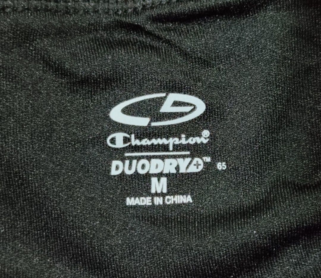 Champion Running Short (Category: Activewear) located in General Santos City (Dadiangas). Submitted by alfredanth42291 (Listing ID 1469817934, Image 3). Description: CHAMPION RUNNING SHORT black womens M W: 28-37 L: 11 -1 back zip pocket -w/ drawstring -w/ inner brief -quickdry ✓excellent condition 235.
