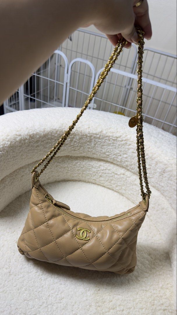 Chanel shoulder bag (Category: Shoulder Bags) located in Binmaley. Submitted by amayscollections (Listing ID 1469871888, Image 1). Description: On sale chanel quilted 2way bag for only: ₱399+sf for payment first ₱ 469+sf for cash on delivery 📍Pangasinan We Ship Nationwide po 🚚.