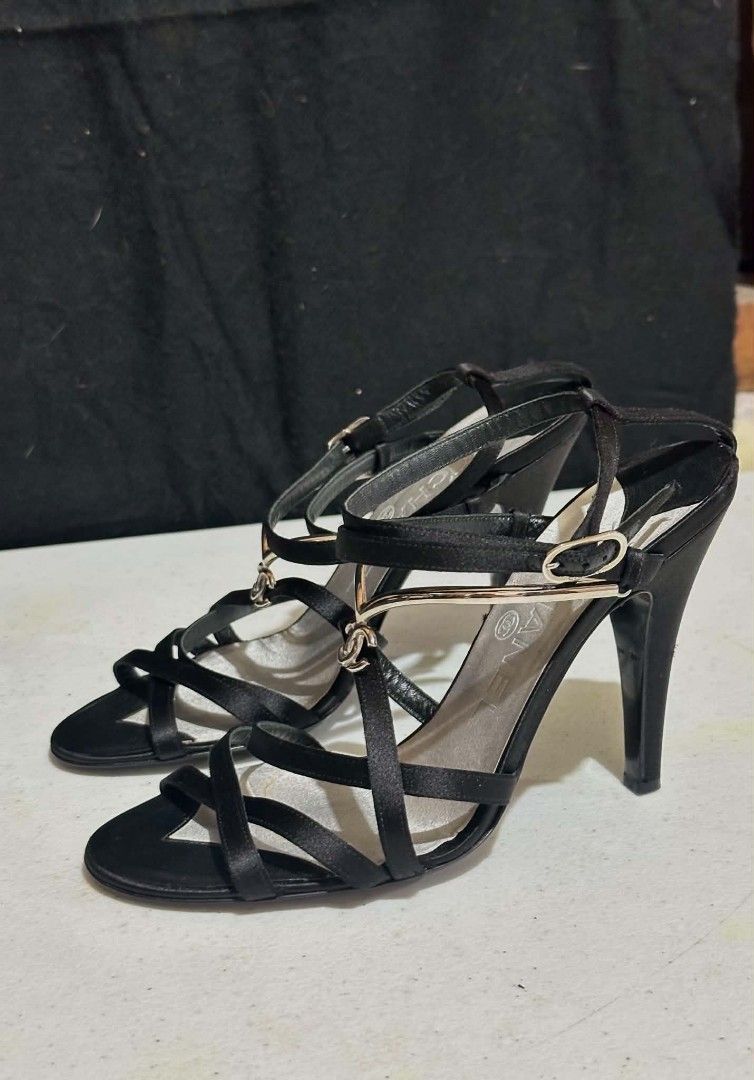 Chanel strappy sandals EUR 36 (Category: Heels) located in Daraga. Submitted by donjim (Listing ID 1469844318, Image 2). Description: Vintage Chanel interlocking CC logo heels, size 36 on label, 4" heel height, still in excellent condition, with box.