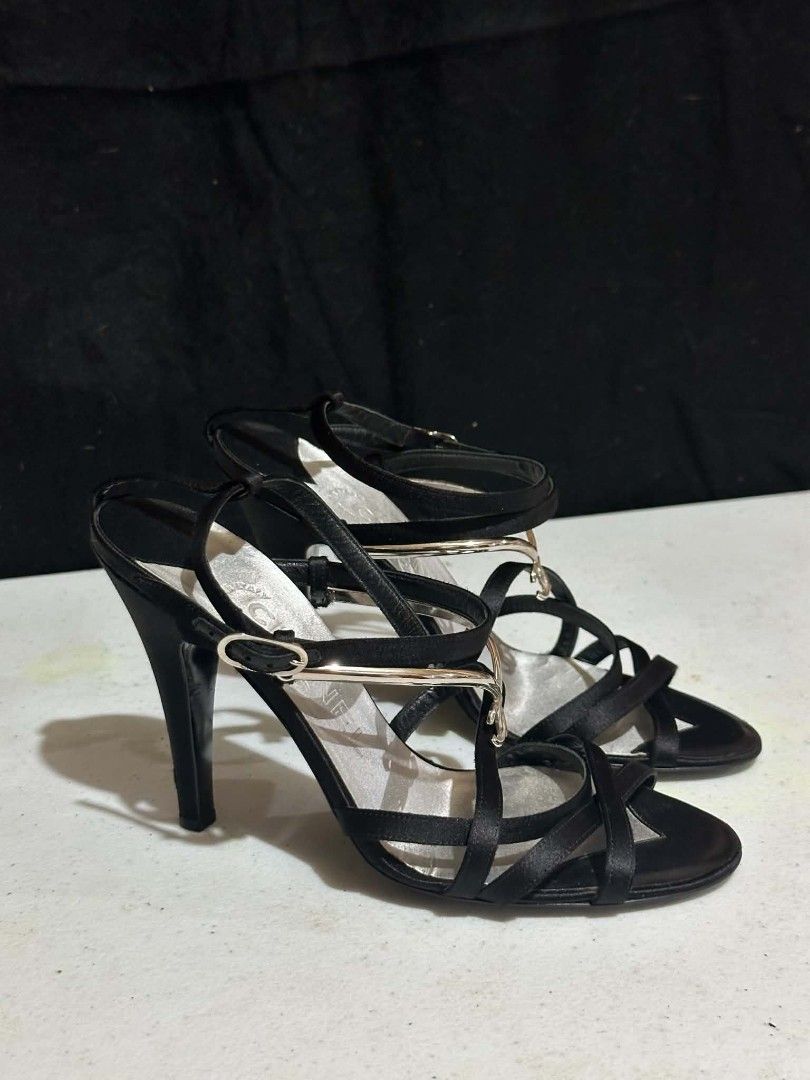 Chanel strappy sandals EUR 36 (Category: Heels) located in Daraga. Submitted by donjim (Listing ID 1469844318, Image 3). Description: Vintage Chanel interlocking CC logo heels, size 36 on label, 4" heel height, still in excellent condition, with box.