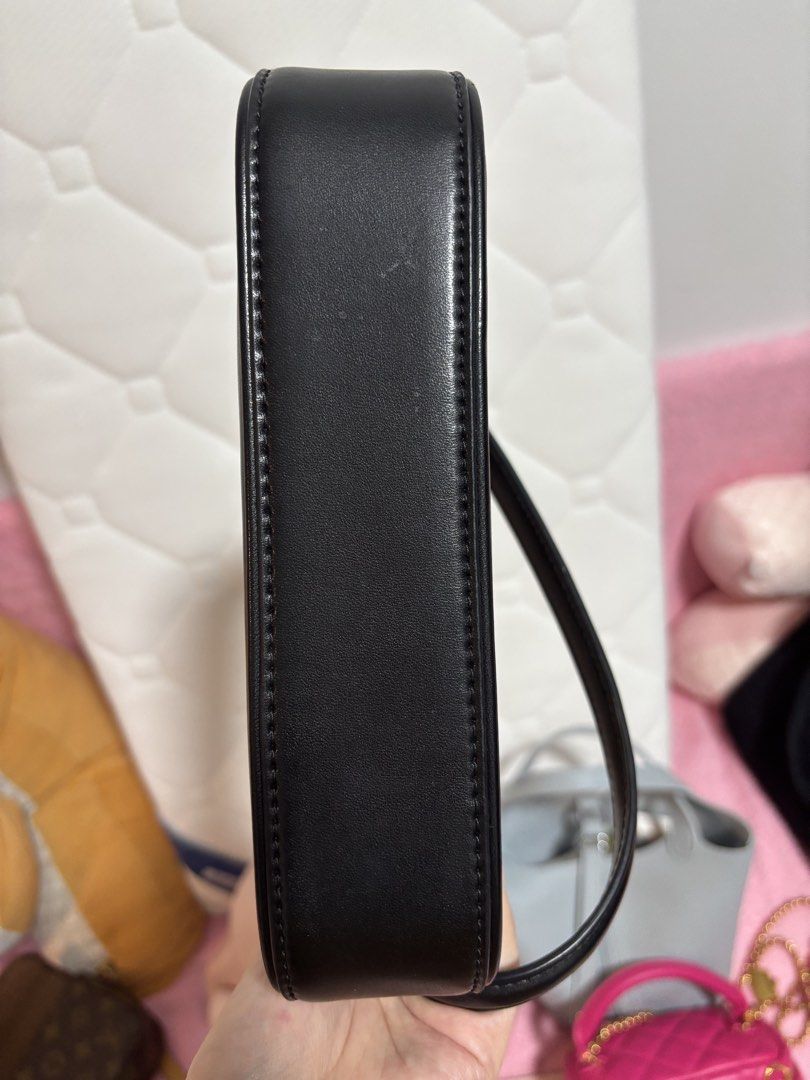 Shoulder Computing Charles & Keith Black Shoulder Bag, Women's Fashion, Bags & Wallets ...