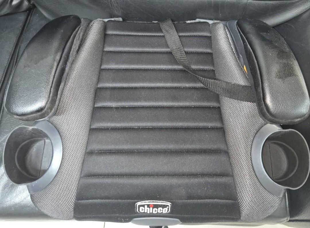 Chicco GoFit Plus Backless Booster Car Seat (Category: Car Seats) located in Manila. Submitted by kathrine031483 (Listing ID 1469760585, Image 2). Description: Chicco GoFit Plus Backless Booster Car Seat.