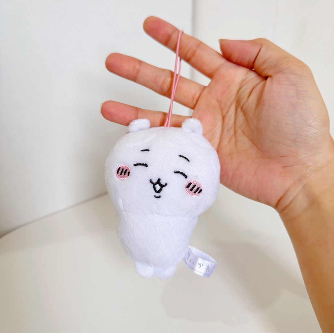 Chiikawa Happy Face Charm plush (Category: Plushies & Soft Toys) located in Manila. Submitted by ashyyel_ (Listing ID 1469932030, Image 1). Description: .