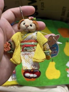 (Category: ) located in . Submitted by lunashop14 (Listing ID 1469834668, Image 1). Description: .