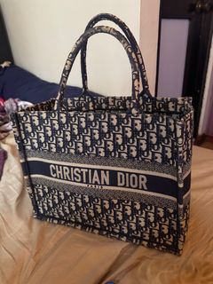 (Category: ) located in . Submitted by shanenmaea46683 (Listing ID 1469812753, Image 1). Description: .