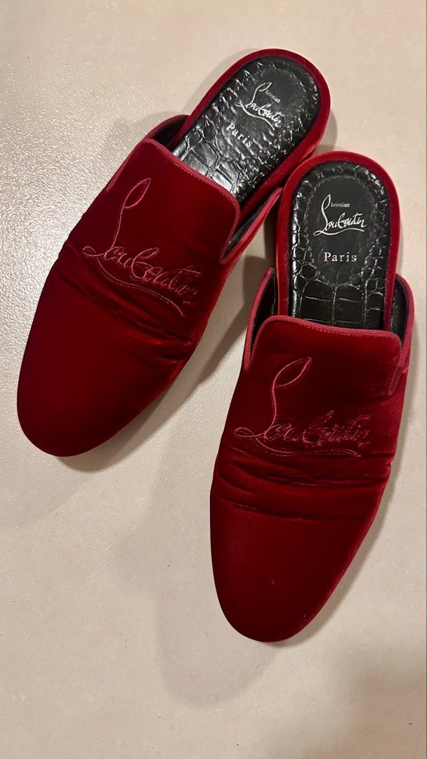 CHRISTIAN LOUBOUTIN Mules (Category: Slippers & Slides) located in Makati City. Submitted by pauldelamerced (Listing ID 1469845605, Image 1). Description: CHRISTIAN LOUBOUTIN Velvet Men’s Coolio Loafer Mules in size 43 I bought these for ~48K before. I am willing to let it go for 35K. I still have the box and dust bag. Price is negotiable. .