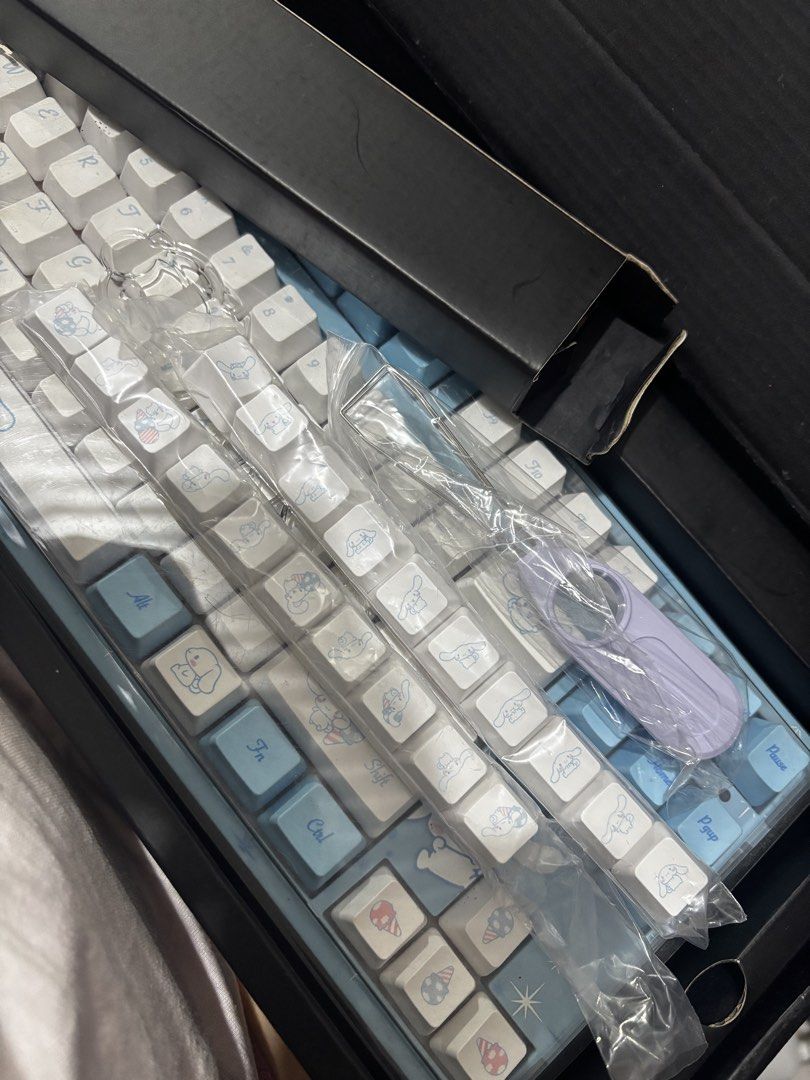 Cinnamoroll akko keyboard (Category: Computer Keyboard) located in Manila. Submitted by nagusamero (Listing ID 1469906760, Image 3). Description: ✅negotiable pero wag palugi 😀 see pics for details 📌 authentic akko keyboard -complete with extra keys - old box only - working ✅ - used ( bihira magamit since i have 6 keyboards) RFS - declutter payfirst with sf / first to pay basis Loc : QC mop: lalamove / LBC / JNt.