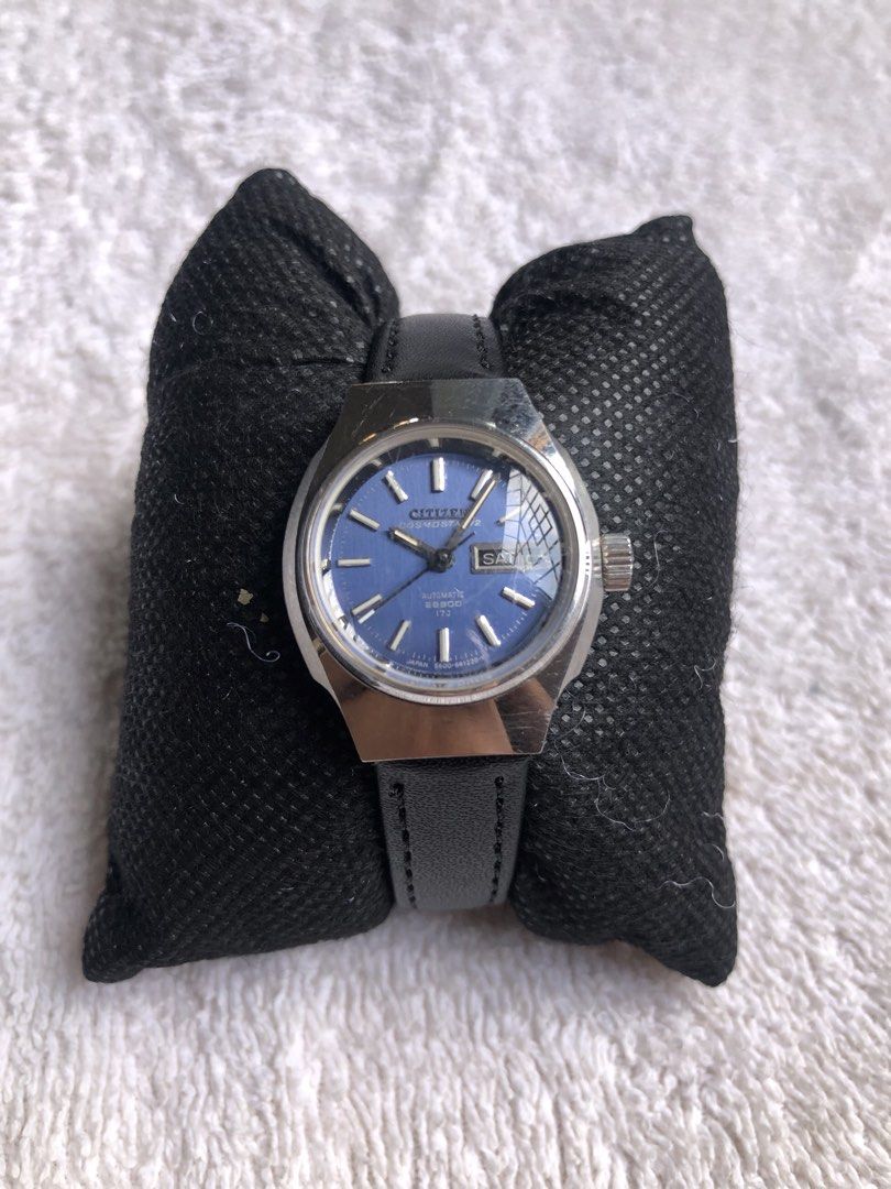 Citizen Cosmostar V2 Automatic (Category: Women's Watches) located in Dagupan City. Submitted by alex123345 (Listing ID 1469913254, Image 3). Description: Citizen Cosmostar V2 Automatic Brand: Citizen Model: Cosmostar V2 (Ladies) Reference: 4-660535 / 6600-661220 Watch Movement: Citizen Caliber 6600 Automatic (Self-winding, 21 Jewels, 28,800 bph hi-beat) Power Source: Automatic / Mechanical (No battery needed) Dial Details: Sunburst Blue Dial, Da