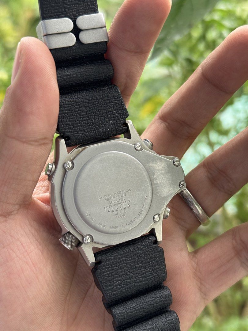 Citizen Promaster Aqualand first gen (Category: Luxury Watches) located in Pinili. Submitted by thetimecollector (Listing ID 1469800654, Image 2). Description: 44mm All OG strap All working buttons.