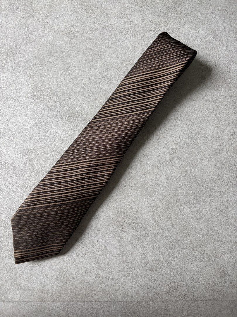 Clearly Bronze Striped Necktie (Category: Ties) located in Pasig City. Submitted by chamoisee (Listing ID 1469790421, Image 1). Description: Clearly Bronze Striped Necktie.