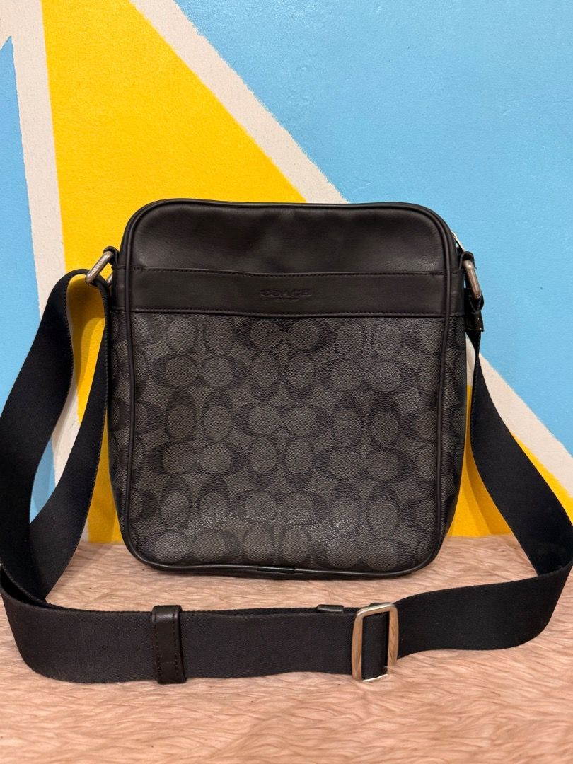 Coach Charles men sling (Category: Luxury Bags & Wallets) located in Cagayan de Oro. Submitted by rairaibags (Listing ID 1469781602, Image 1). Description: .