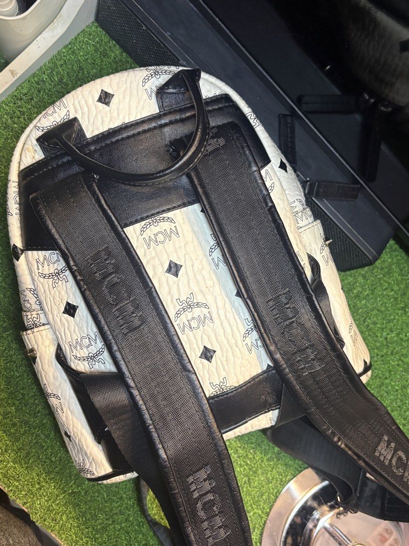 Coded mcm backpack small size (Category: Backpacks) located in Davao. Submitted by ememlou17 (Listing ID 1469887382, Image 3). Description: Coded mcm backpack small size very pretty very makapal mabigat..