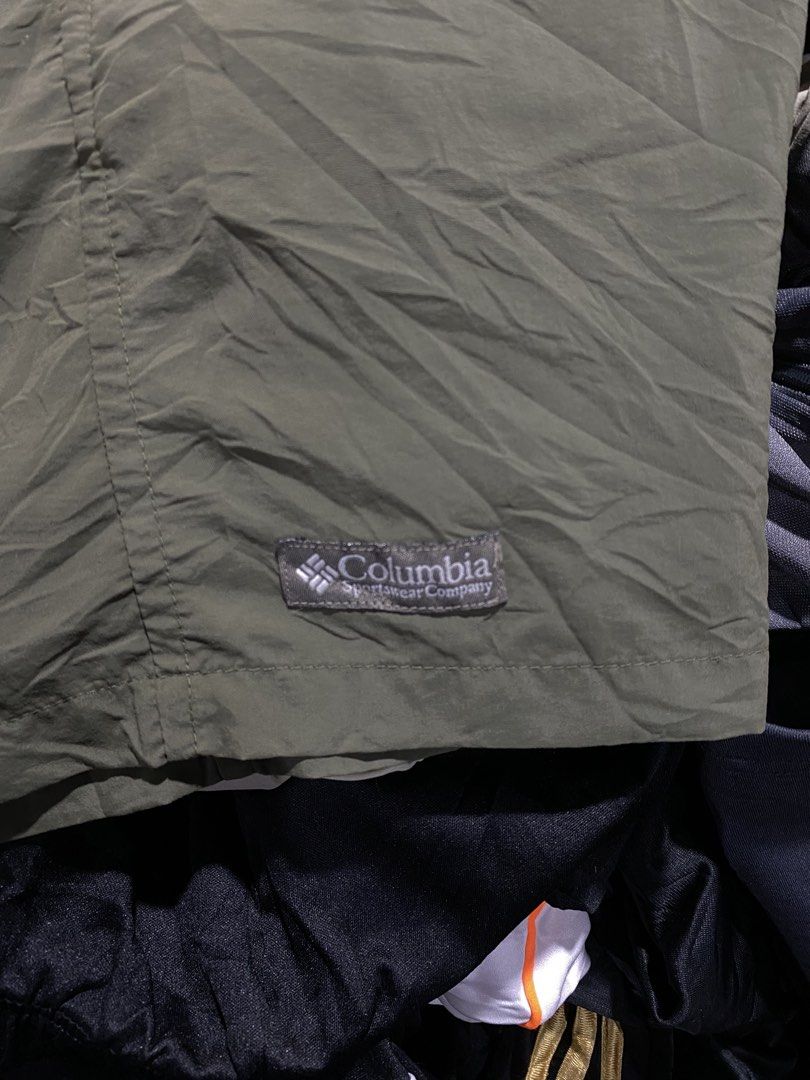 Columbia - Nylon Mens / Short - Nylon (Category: Shorts) located in General Santos City (Dadiangas). Submitted by castilloed98 (Listing ID 1469945281, Image 2). Description: Columbia - Treekshort Nylon / Army Green Size.32-34 X 18 No Issue 💵700 + SF✈️ DM📩 📍Gensan..