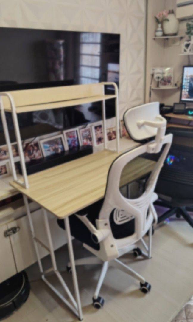 Computer Table and Chair (Category: Tables & Sets) located in Pasig City. Submitted by jaz.mhin (Listing ID 1469787982, Image 1). Description: .