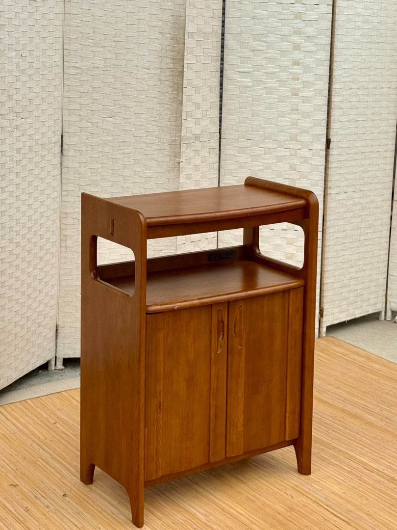 Console Cabinet (Category: Shelves, Cabinets & Racks) located in Manila. Submitted by elliefurnies31 (Listing ID 1469760055, Image 2). Description: JAPAN SURPLUS SOLID WOOD MARUNI CONSOLE CABINET IN GOOD CONDITION SIZE: 34.5H x 24.5L x 13.5W inches.