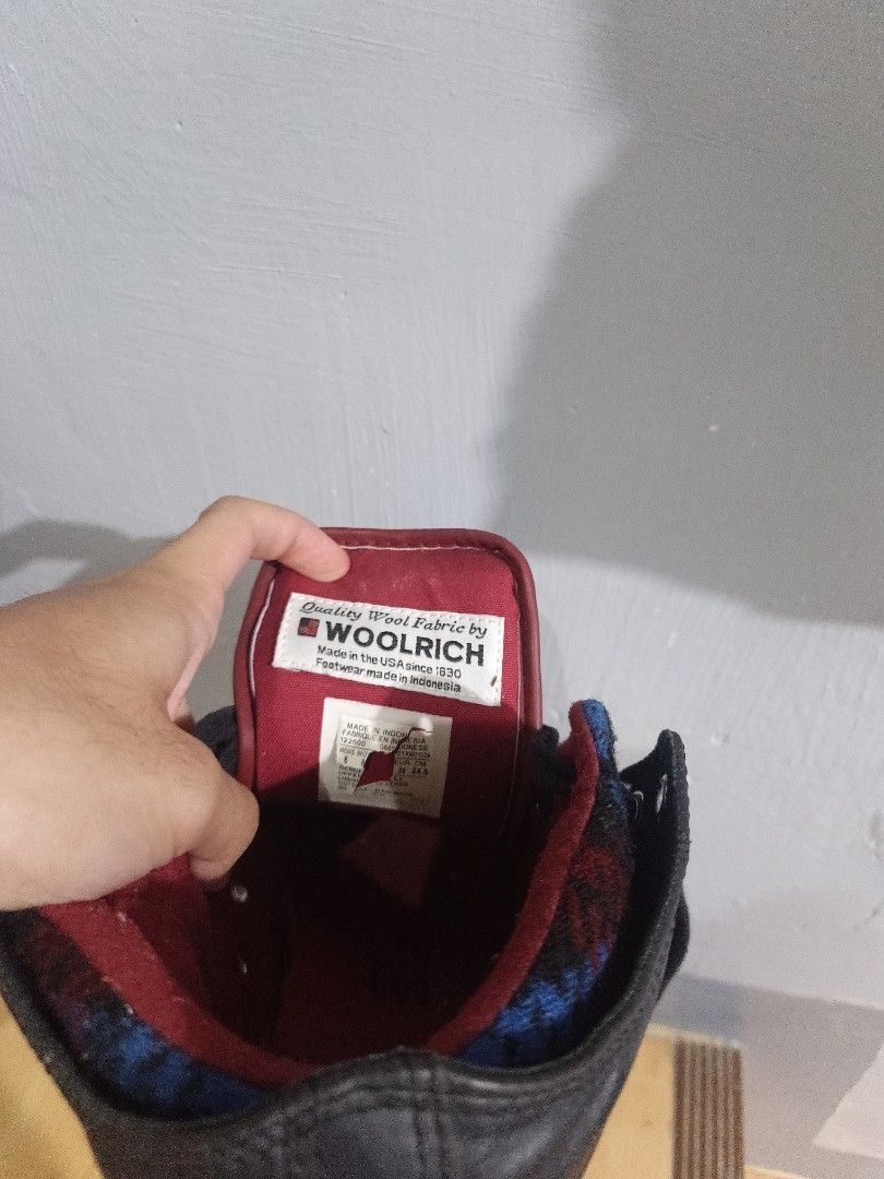 Converse x Woolrich (Category: Casual Shoes) located in Manila. Submitted by silverwater44 (Listing ID 1469852020, Image 2). Description: EU size is 39. Thank you!.