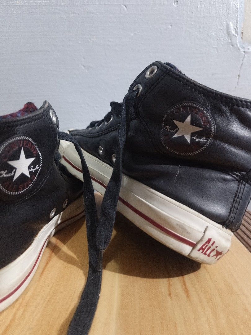 Converse x Woolrich (Category: Casual Shoes) located in Manila. Submitted by silverwater44 (Listing ID 1469852020, Image 3). Description: EU size is 39. Thank you!.
