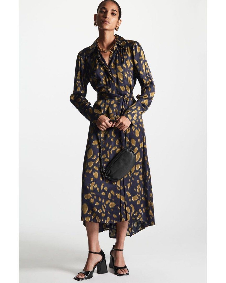 COS Navy Brown Printed Midi Dress (Category: Dresses) located in Quezon City. Submitted by shopgood_mnl (Listing ID 1469848872, Image 1). Description: no belt, fits up to large.