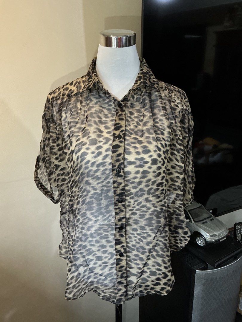 Cotton On Leopard Print Chiffon Blouse | Small (Category: Blouses) located in Quezon City. Submitted by shopabilitymnl (Listing ID 1469855771, Image 2). Description: Size: Small Issue: Faded color Mannequins’s Size: - Bust: 36-37 inches - Length: 23 inches.