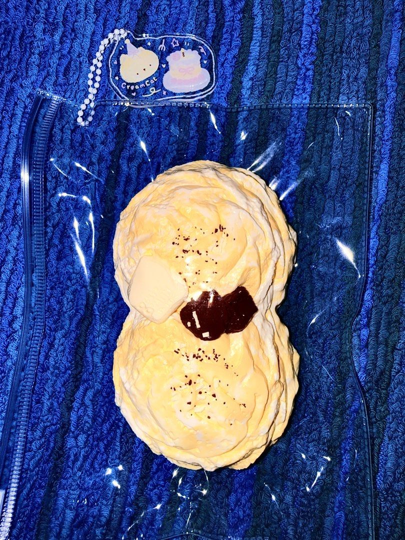 Cream Cat Studio Taba Squishy (Category: Designer & Blind Box Toys) located in Paranaque City. Submitted by seventeencaratxox (Listing ID 1469771411, Image 1). Description: 🧸 pre-loved 🪽 J&T or Lalamove ✨ buyer shoulders shipping fee po 🎀 less than ₱500 for smaller squishies 🍫 squish test upon request 🌷free PVC bag .