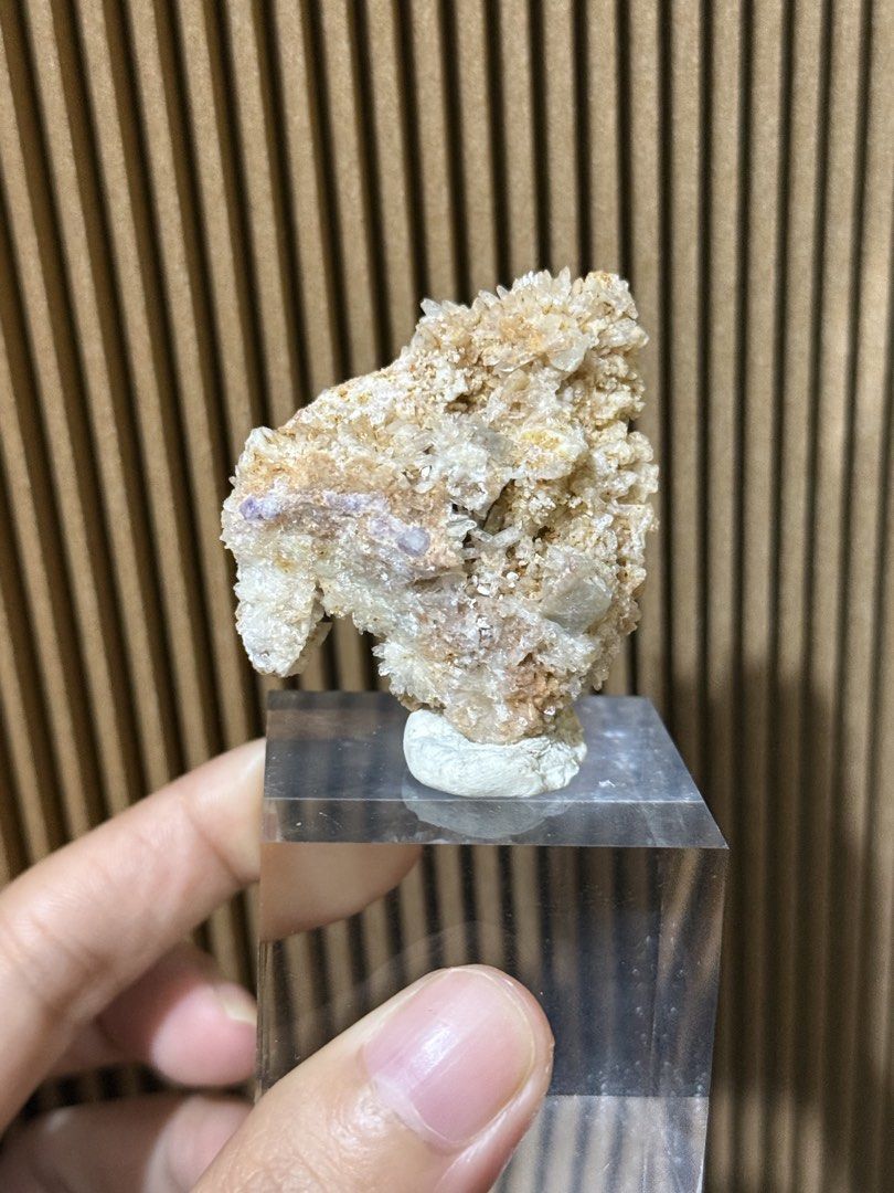 Creedite Minerals (Category: Precious Stones) located in Quezon City. Submitted by stellavarietas (Listing ID 1469927259, Image 2). Description: 💎CREEDITE MINERALS FOR SALE 💎 Batch 1 1. 650 2. 700 3. 610 4. 390 5. 430 DM to Claim with Batch 1 DM for Bundle Price.