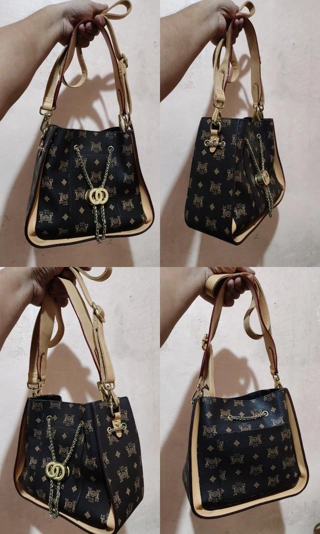 Cross Body Bag (Category: Cross-body Bags) located in Manila. Submitted by jays_shop (Listing ID 1469925308, Image 1). Description: Ukay bag/pre-loved bag..