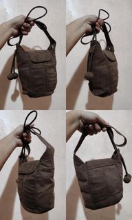 (Category: ) located in . Submitted by jays_shop (Listing ID 1469925918, Image 1). Description: .