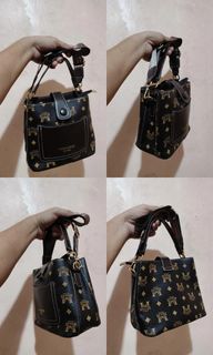 (Category: ) located in . Submitted by jays_shop (Listing ID 1469926019, Image 1). Description: .