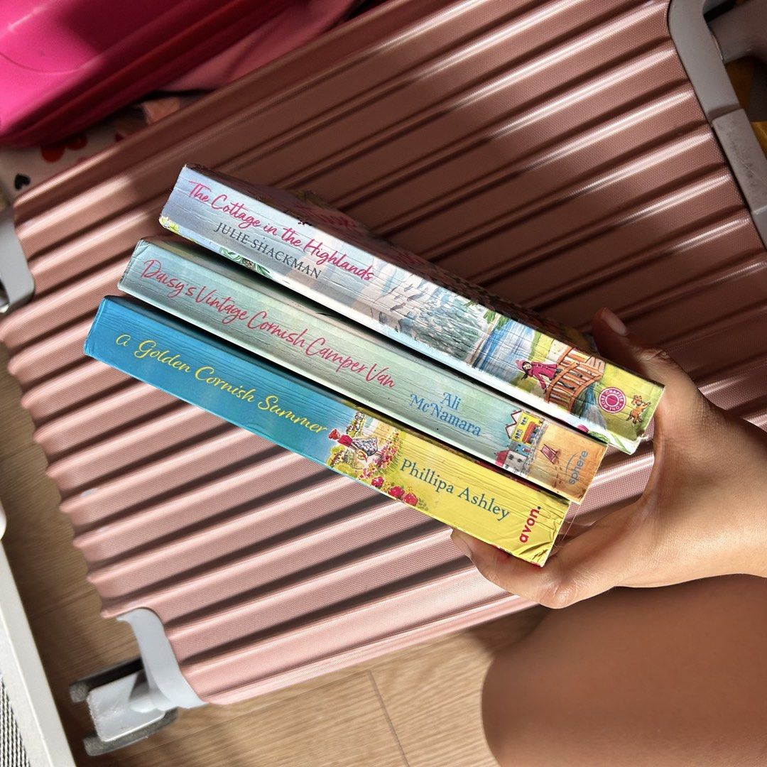 Cute Covers Romance Books (Category: Storybooks) located in Quezon City. Submitted by saikilara (Listing ID 1469916761, Image 2). Description: .