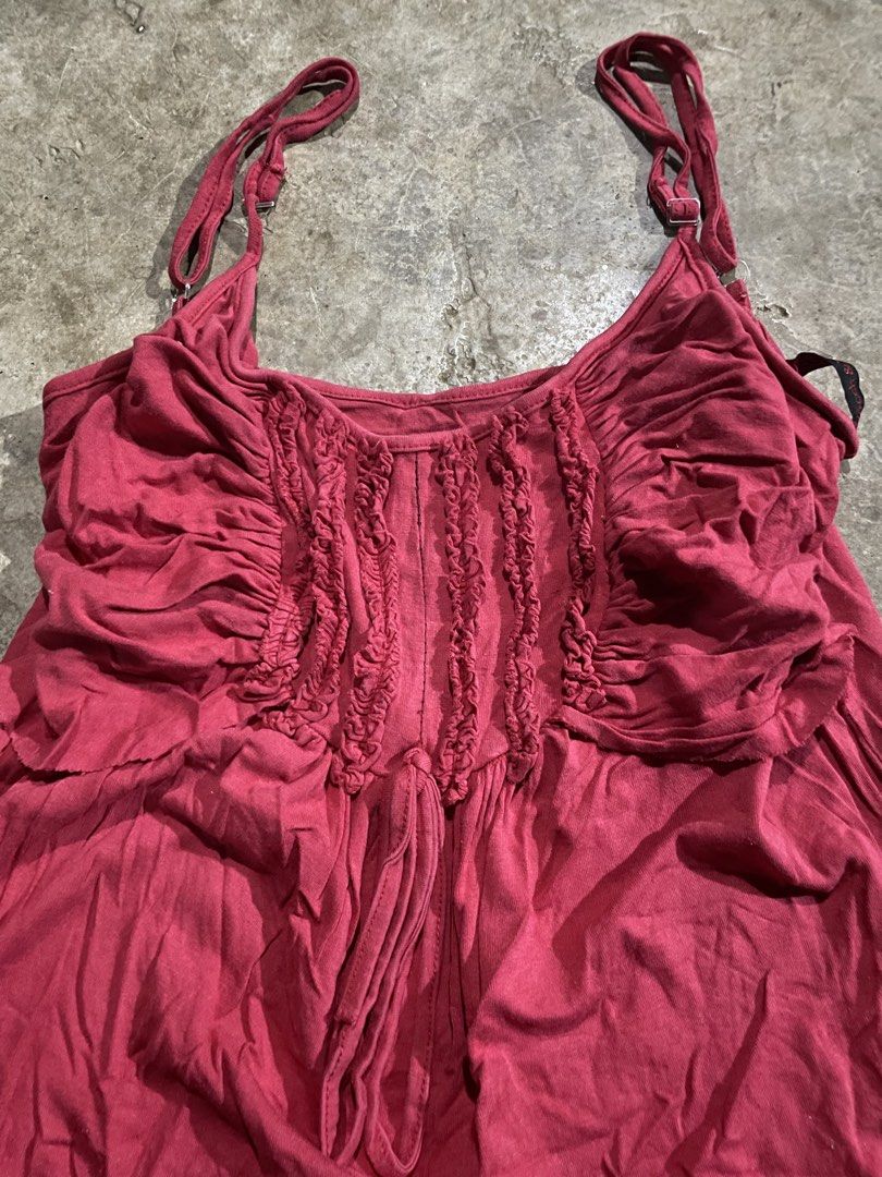 cute y2k / fairycore / aesthetic top (Category: Sleeveless) located in San Quintin. Submitted by polasolah (Listing ID 1469906877, Image 2). Description: wash before use size: s-m.