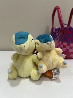 (Category: ) located in . Submitted by meowsellingpreloved (Listing ID 1469788840, Image 1). Description: .