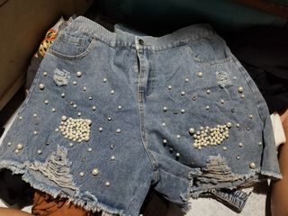 (Category: ) located in . Submitted by francyn_ash (Listing ID 1469896251, Image 1). Description: .