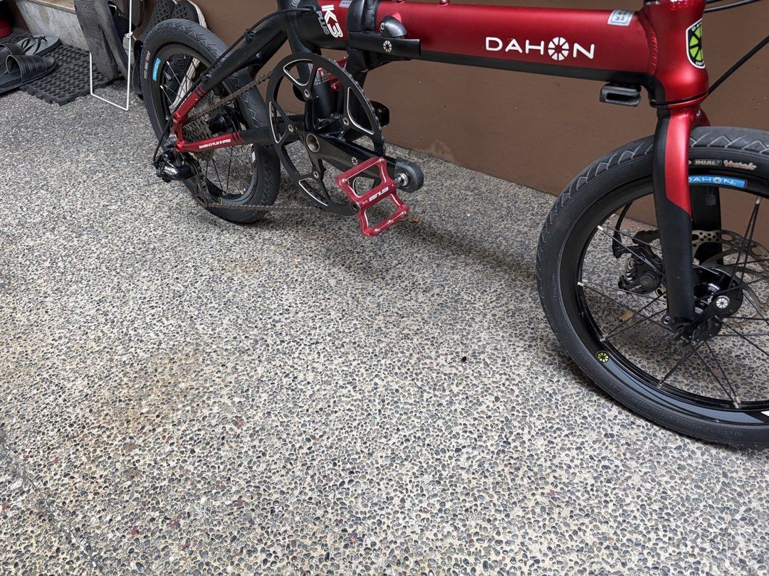 Dahon K3 Plus Folding Bike Disc Brake (Category: Bicycles) located in San Juan City. Submitted by darnelicous (Listing ID 1469769441, Image 3). Description: 9 speed, size 16 Upgraded saddle,grips,pedals,brake lever All stock dahon components Less than 5x used only.