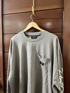 (Category: ) located in . Submitted by all.love.thrift.shop.v2 (Listing ID 1469894999, Image 1). Description: .