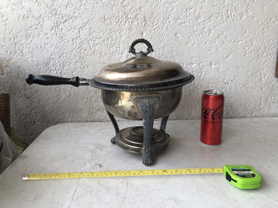 Decluttering Vintage Silver Plated Chafing Dish Set # 1 Incomplete As-is (Category: Cookware & Accessories) located in Paranaque City. Submitted by rookie33 (Listing ID 1469808959, Image 1). Description: As-is heavy / no matkings Paranaque Gcash.