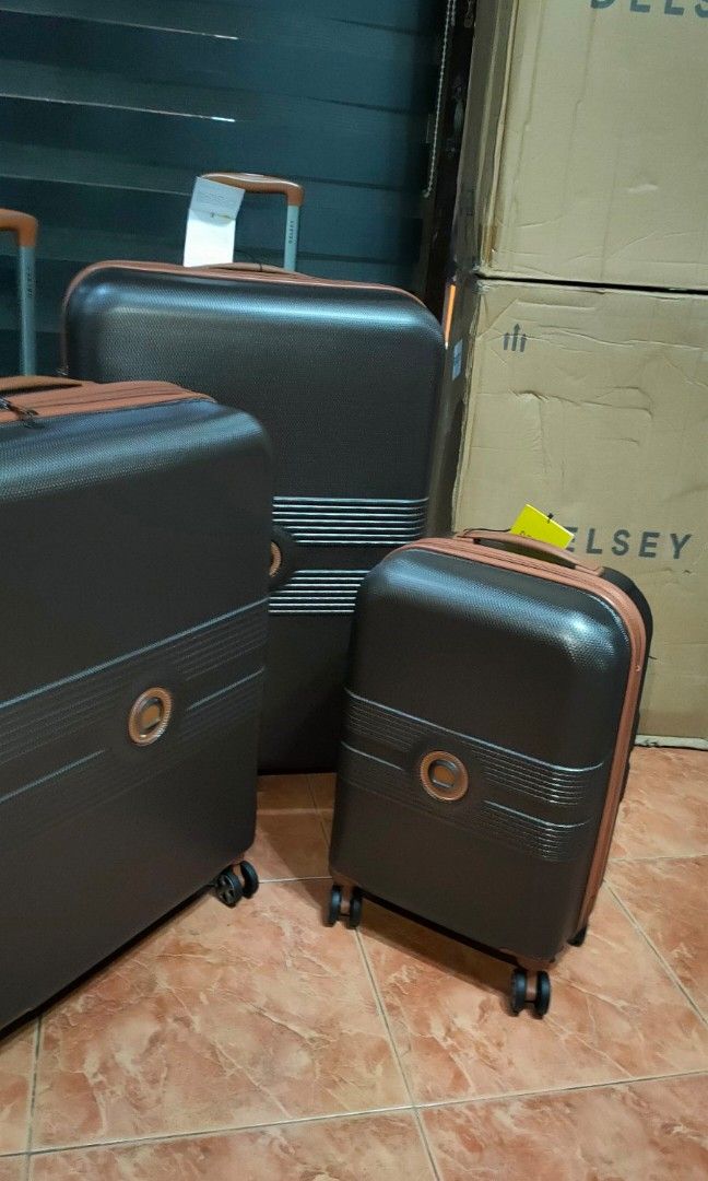 Delsey Paris b.new Lugg (Category: Luggage) located in Manila. Submitted by vtravelite.18 (Listing ID 1469848520, Image 3). Description: Delsey Flanerie SE Brand New price Small 8500 medium 9500 large 10500 2 colors available Beige and Brown light weight spinner scratch resistant TSa lock pass Po Sa kwentuhan at Hindi marunong mag reply. Pasensiya na Po salamat..