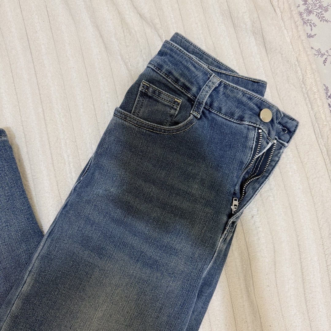Denim Jeans (Category: Jeans) located in Mambusao. Submitted by mslvlprd (Listing ID 1469863343, Image 3). Description: Size 24-26 Length 38 High quality!!.