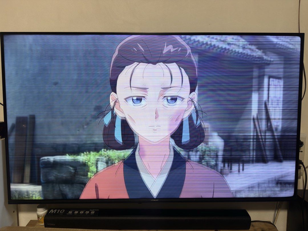 Devant TV 55 inches (Category: TV) located in Taguig. Submitted by roquered07 (Listing ID 1469856540, Image 1). Description: Devant flat screen television 55 inches. Screen has horizontal lines running across the display during playback. Known issues shown on the photos.