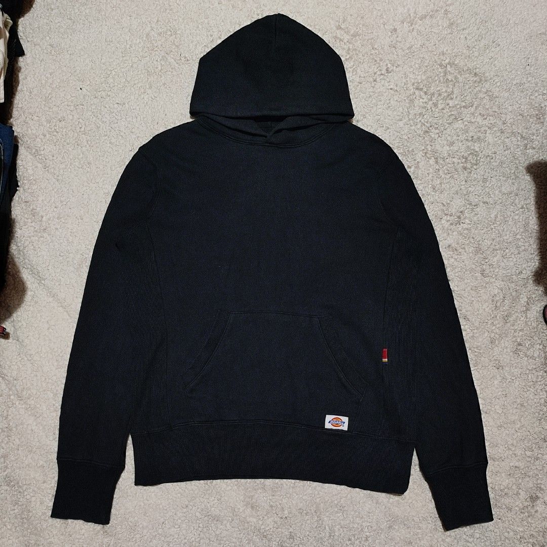 Dickies Black Pullover Hoodie with Front Pocket (Category: Hoodies) located in Manila. Submitted by anthonyg01 (Listing ID 1469816652, Image 1). Description: Color may vary due to lighting Length: 25 inches Width: 21 inches Price: 400 pesos Condition: 8.7/10 Issues: slight color fading PM if interested or for inquiries Meetups within MANILA only Can do shipping at buyers expense.