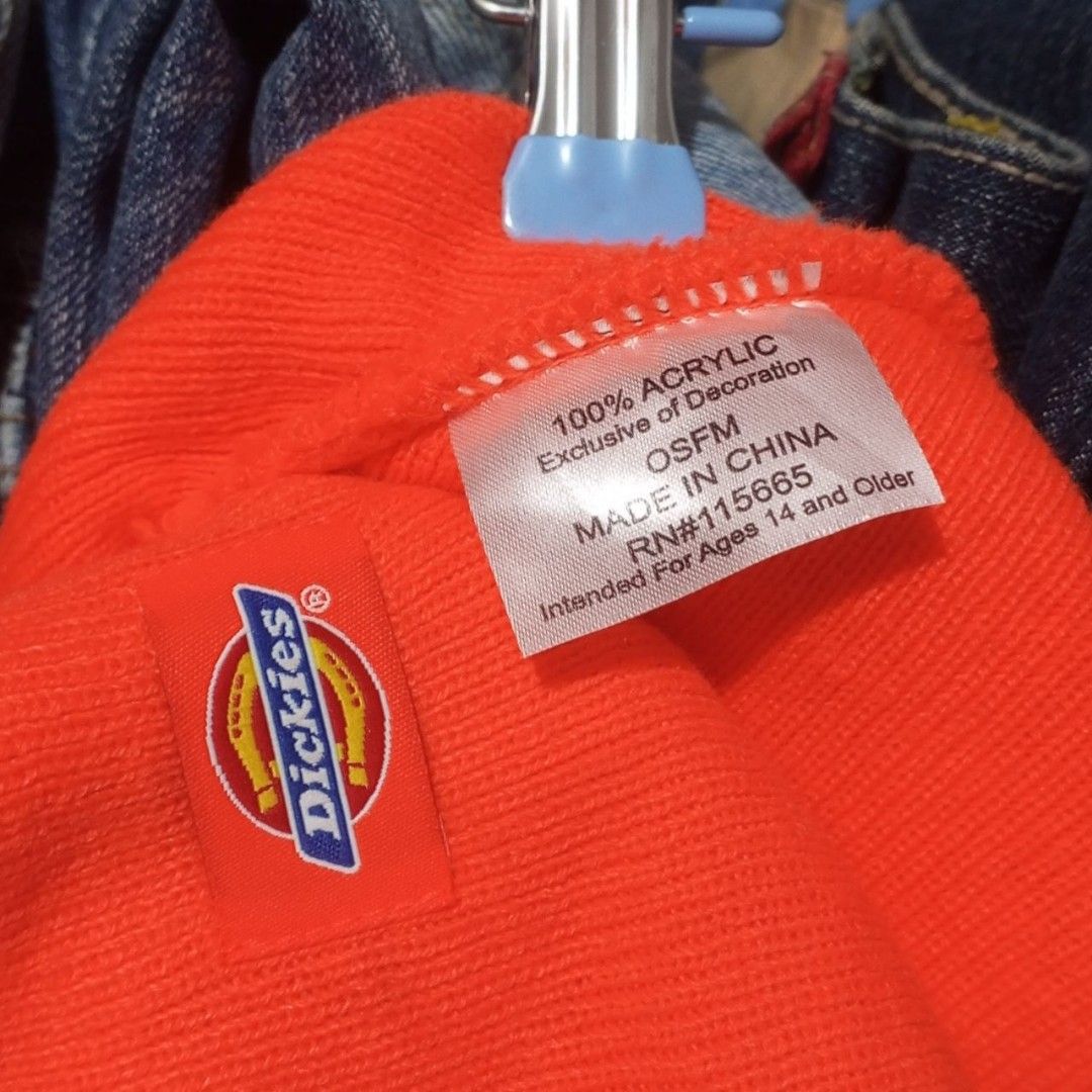 Dickies Neon orange beanie (Category: Beanies) located in Cabuyao City. Submitted by o.gl.athrift (Listing ID 1469906012, Image 3). Description: Dickies Neon orange beanie *Fresh from bale *100% acrylic * Manufactured in China One Size fits all adult Excellent condition 9.5/10 color rate Mine: 349+sf.
