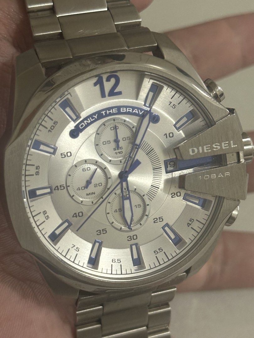 DIESEL DZ4477 (Category: Men's Watches) located in Silang. Submitted by daliahjj (Listing ID 1469861456, Image 1). Description: .