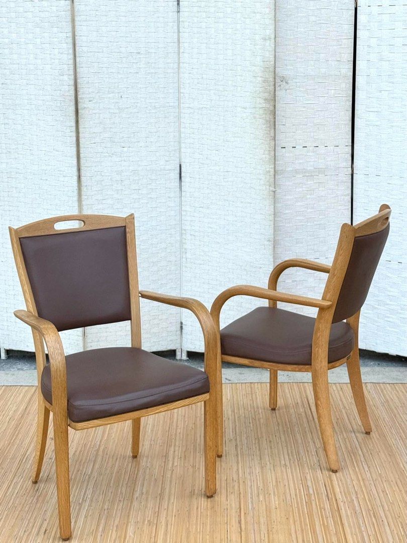 Dining Chairs (Category: Chairs) located in Manila. Submitted by elliefurnies31 (Listing ID 1469766239, Image 2). Description: JAPAN SURPLUS 2PCS KARIMOKU ACCENT CHAIR IN GOOD CONDITION SIZE: 17H x 21.5L x 17W inches.