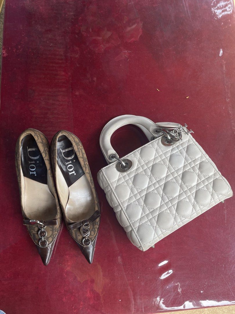 Dior bundle (Category: Luxury Bags & Wallets) located in Mambajao. Submitted by keysse1432 (Listing ID 1469778643, Image 2). Description: Bundle lady Dior and shoes kaysa 36.